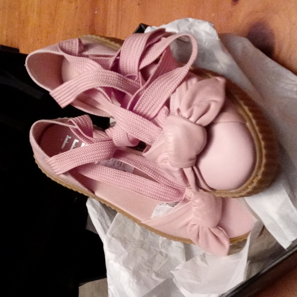 Fenty by Puma Pink Bow Creeper Sandal - Picture 6 of 6